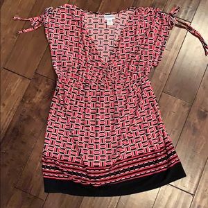 Maternity blouse with cute ties on shoulders 💕🍼